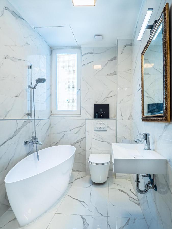 Central River Apartment Danube Budapest Exterior foto